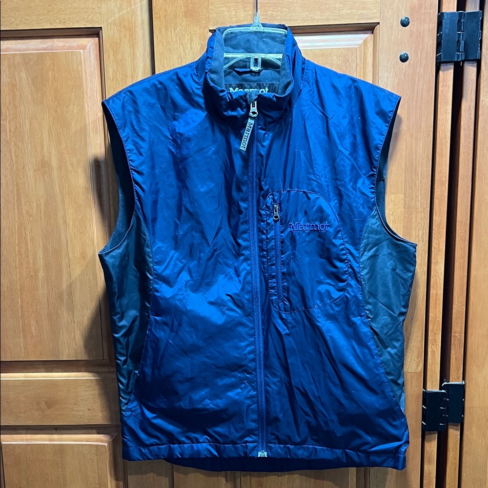 Marmot Men's Navy Blue Vest